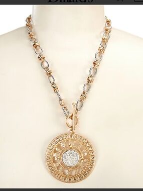 Southern Living
Two Tone Disc Long Pendant Necklace